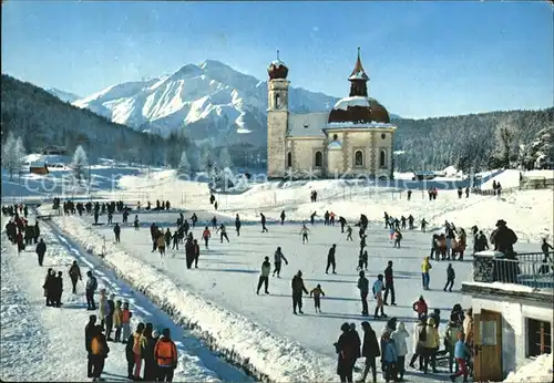 Seefeld Tirol Eislaufplatz mit Seekirchl Kat. Seefeld in Tirol