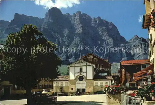 Leukerbad Dorfplatz mit Leeshoerner Berner Alpen Kat. Loeche les Bains