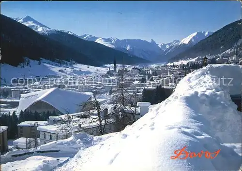 Davos Platz GR Winterpanorama mit Blick auf Tinzenhorn Albula Alpen / Davos /Bz. Praettigau-Davos