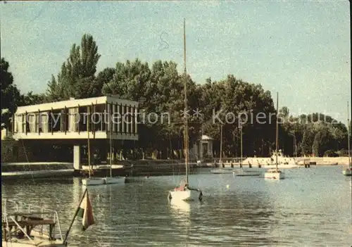 Balatonfoeldvar Uferpartie am Plattensee Segelboot Kat. Ungarn