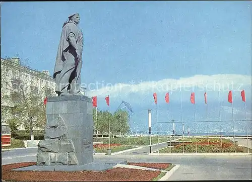 Noworossijsk Denkmal fuer den unbekannten Seemann Statue