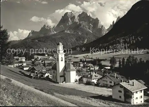 Sesto Sexten Suedtirol Ortsansicht mit Kirche Dolomiten Kat. Bozen