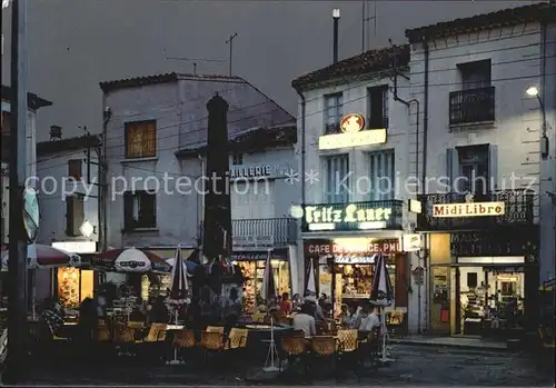 Vias sur Mer La place vue de nuit