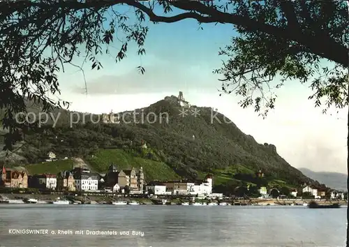 Koenigswinter mit Drachenfels und Burg / Koenigswinter /Rhein-Sieg-Kreis LKR