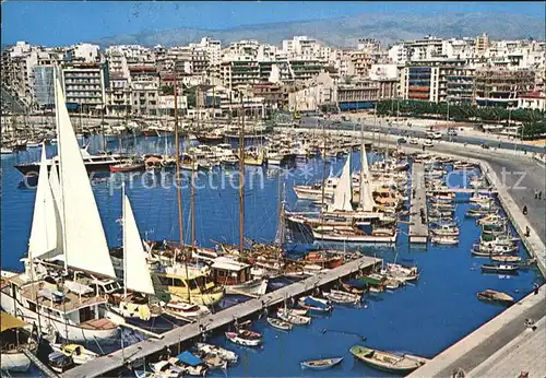 Piraeus Hafenpartie Segelschiffe Kat. Piraeus