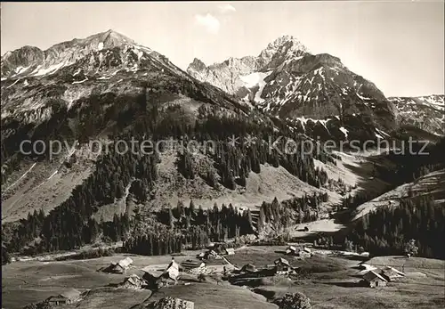 Baad Mittelberg Kleinwalsertal Alpen Sporthotel Baad  Kat. Mittelberg