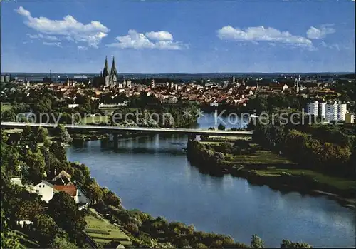 Regensburg mit neuer Donaubruecke Fliegeraufnahme Kat. Regensburg