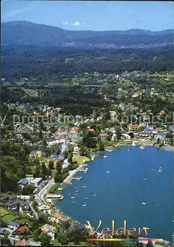 Velden Woerther See Bucht Blick gegen Gerlitzen Fliegeraufnahme Kat. Velden am Woerther See