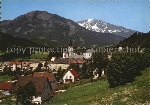 Mariazell Steiermark Ortsansicht mit Kirche gegen Gemeindealpe und oetscher Ybbstaler Alpen Kat. Mariazell