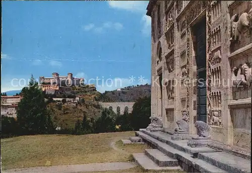 Spoleto Ficciata di San Pietro con veduta della Rocca Kat. Spoleto