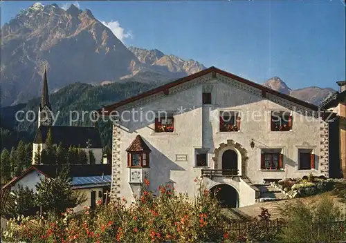 Scuol Tarasp Vulpera Engadiner Haus Kirche / Scuol /Bz. Inn