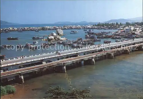 Nha Trang xom Bong bridge