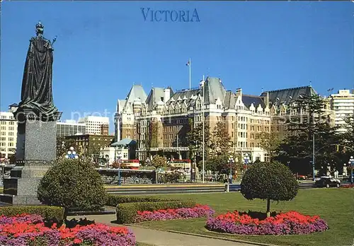 Victoria British Columbia Bronze statue of Queen Victoria Overlooking the inner harbour Kat. Victoria