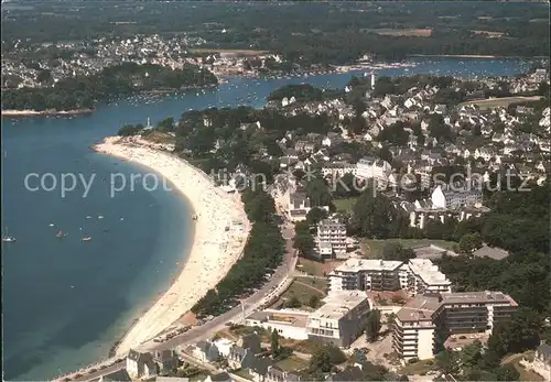 Benodet Vue generale aerienne sur la grande plage Kat. Benodet