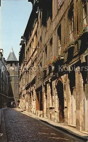 Rouen La vieille rue St Romain et ses maisons anciennes Kat. Rouen