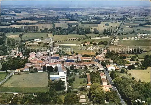 Verteillac Vue generale aerienne Kat. Verteillac