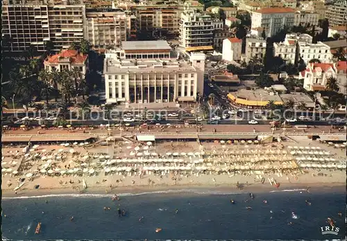 Cannes Alpes Maritimes Vue aerienne sur la plage de la Croisette et le Palais des Festivals Kat. Cannes