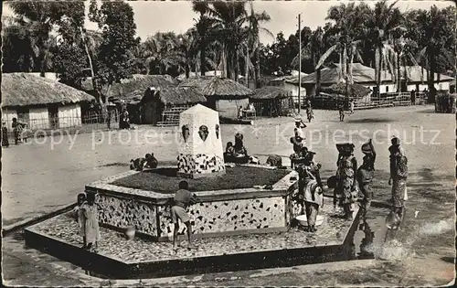 Brazzaville Bacongo La Fontaine aux Masques Kat. Brazzaville