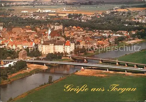 Torgau mit alter und neuer Elbbruecke Fliegeraufnahme Kat. Torgau