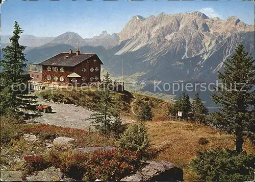 Krummholzhuette Hauser Kaibling Berghaus Dachsteingruppe