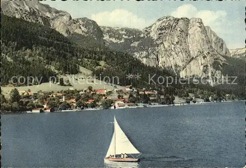 Grundlsee Steiermark Seepartie mit Seigelboot Kat. Grundlsee