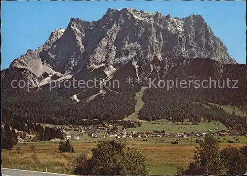 Ehrwald Tirol mit Zugspitze / Ehrwald /