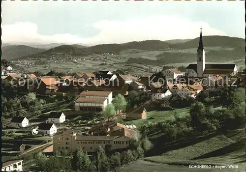 Schoenberg Bayerischer Wald Ortsansicht mit Kirche