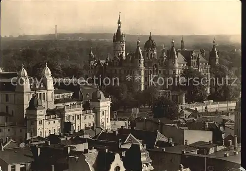 Schwerin Mecklenburg Blick vom Dom auf Schloss und Stadttheater Kat. Schwerin