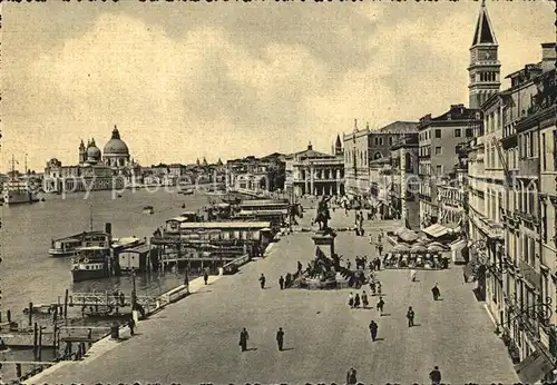 Venezia Venedig Riva degli Schiavoni Monumento Kat. 