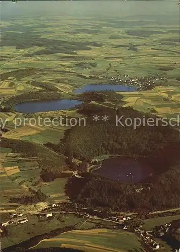 Daun Eifel Gemuendener Weinfelder Schalkenmehrener Maare Kat. Daun