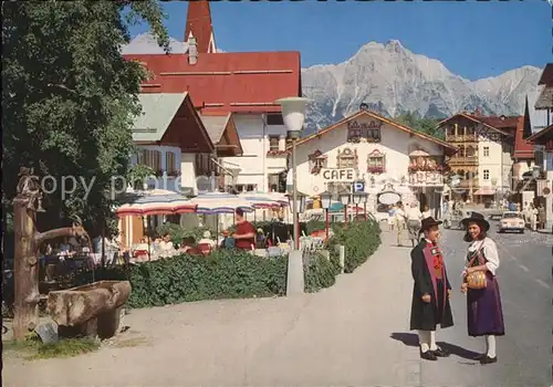 Seefeld Tirol Dorfstrasse gegen Wettersteingebirge Kat. Seefeld in Tirol
