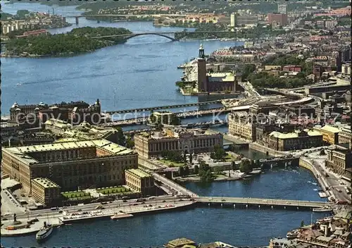 Stockholm med Slotted och Stadshuset Schloss Rathaus Fliegeraufnahme Kat. Stockholm