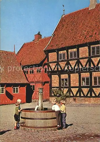 Arhus Torver Marktplatz Kinder am Brunnen Fachwerkhaus Kat. Arhus