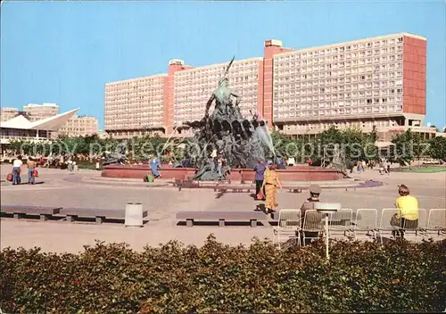 Berlin Neptunbrunnen mit Rathauspassage Hauptstadt der DDR Kat. Berlin