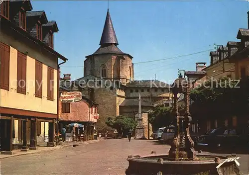 Saint Savin Gironde Place et Eglise Kat. Saint Savin