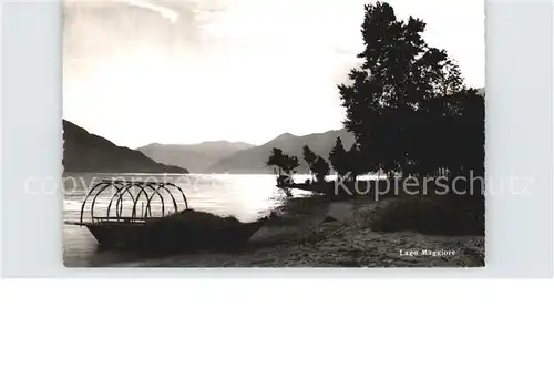 Lago Maggiore Boote am Wasser Kat. Italien