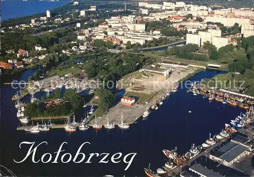 Kotobrzeg Fliegeraufnahme Hafen