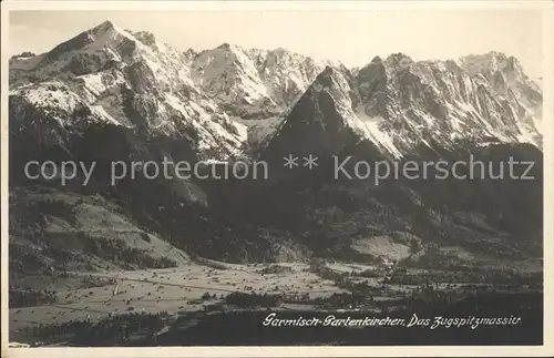 Garmisch Partenkirchen mit Zugspitzmassiv Kat. Garmisch Partenkirchen