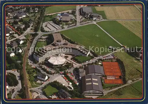 Willingen Sauerland Fliegeraufnahme Sauerlandstern mit Tenniscenter Lagunenbad und Eissporthalle Kat. Willingen (Upland)