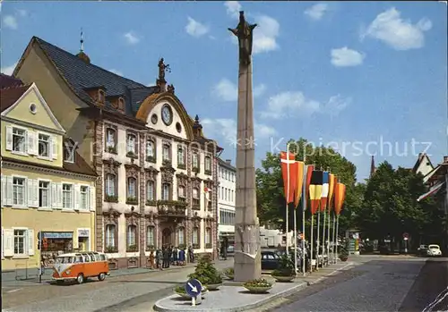 Offenburg Rathausplatz mit Mathaeus und Ursulasaeule Kat. Offenburg