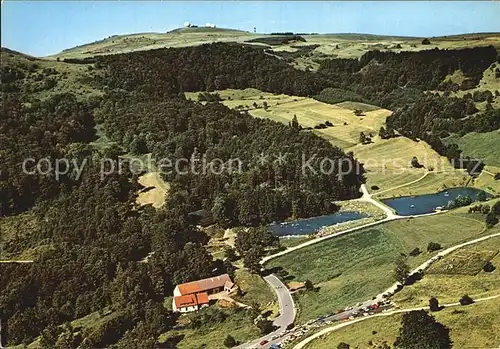 Wasserkuppe Rhoen mit Guckai See Fliegeraufnahme Kat. Poppenhausen (Wasserkuppe)
