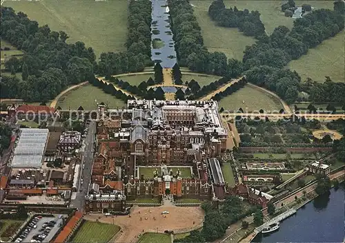 Middlesex Hampton Court Palace aerial view Kat. Enfield