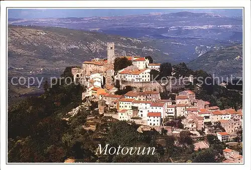 Motovun Stadtansicht Kat. Istrien