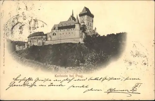 Burg Karlstein bei Prag x