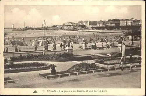 Royan les jardins du Casino le port *