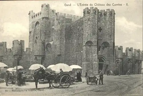 Gand Entree du Chateau des Comtes *
