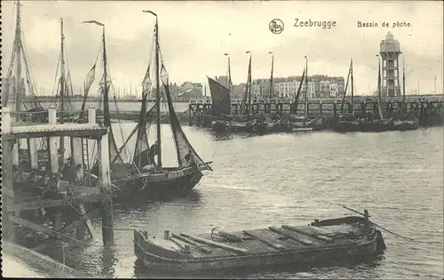 Zeebrugge West Vlaanderen Bassin de peche Schiffe Kat. 