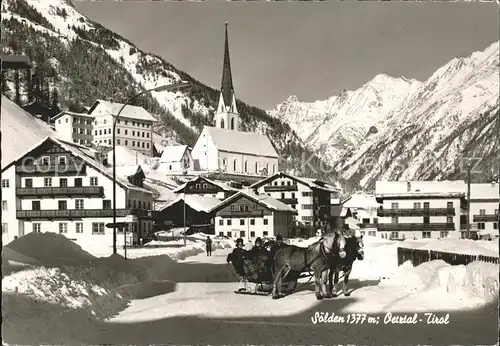 Soelden Ortspartie Wintersportplatz Kirche Schlittenfahrt Haflinger Kat. Soelden oetztal Tirol