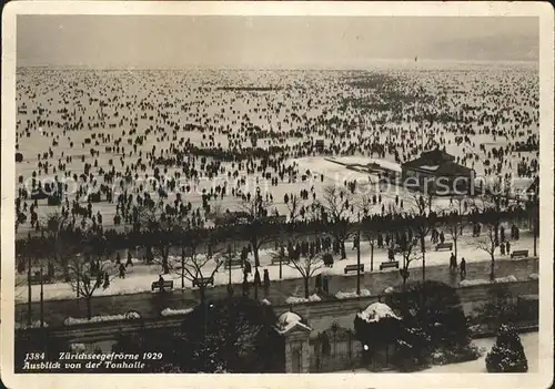 Zuerich Zuerichseegefroerne 1929 Menschen auf dem Eis  / Zuerich /Bz. Zuerich City