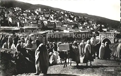 Moulay Idriss Place du Souk Kat. Marokko